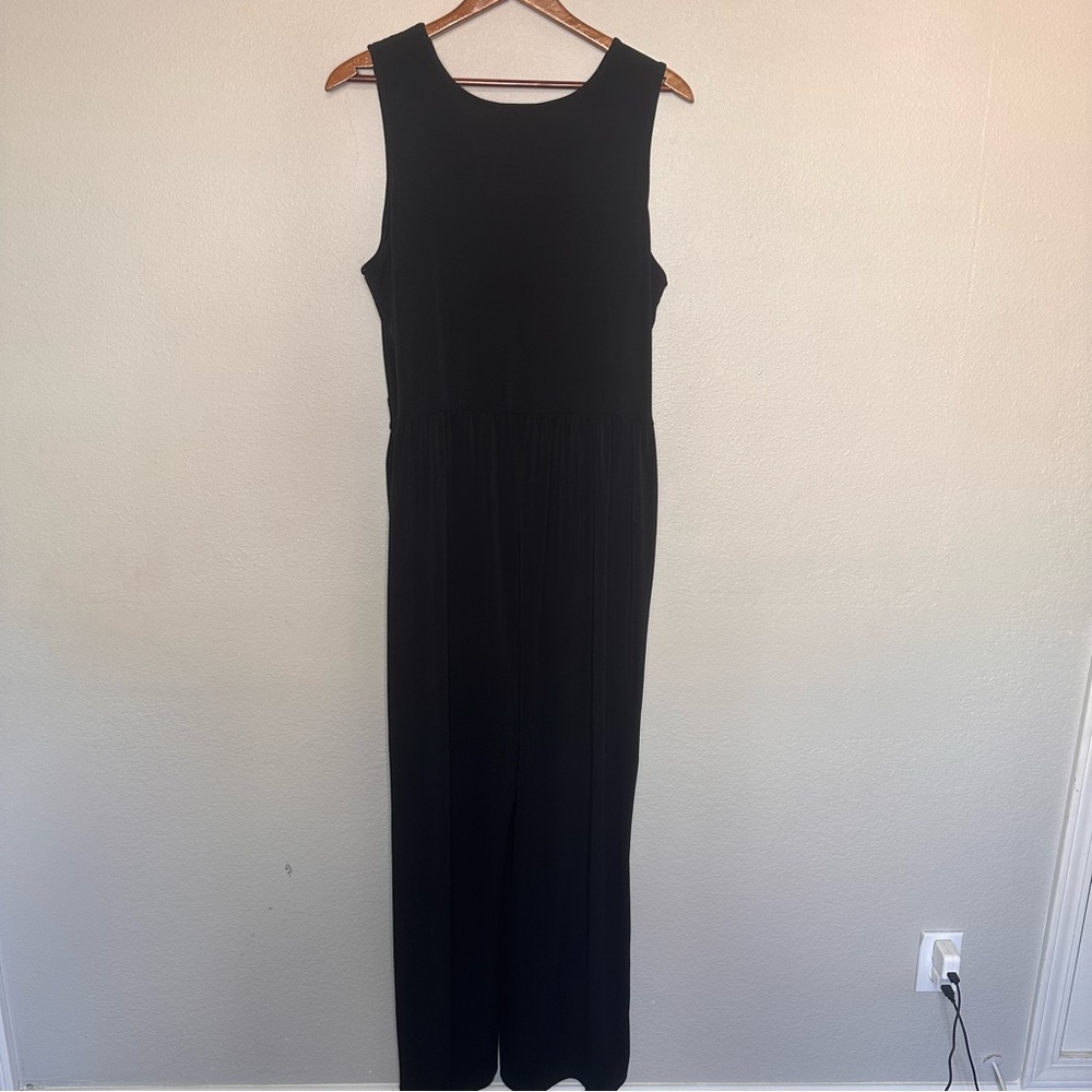 Korye Women's 2X Black Sleeveless V-Neck Wide Leg Jumpsuit - Picture 5 of 5